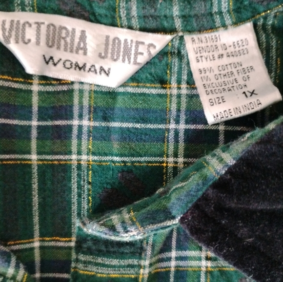 Victoria Jones Woman Flannel Plaid Embroidered Ice Skate Velvet Shirt Size 1X - Picture 11 of 13